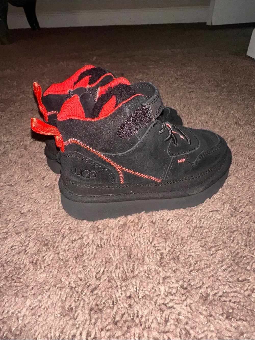 Toddler UGG Black and Red Warm-Lined Winter Boots